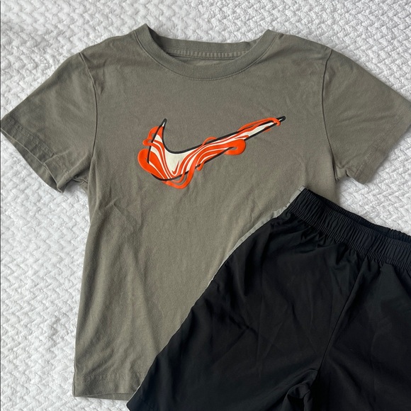 Nike Kids Olive and Black Activewear Set - Picture 3 of 3